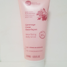 Swatch de dollgirl38 : Gommage Corps Resurfaçant Grenade, Dr renaud