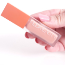 Swatch de Valbry : FauxFilter Luminous Matte Liquid Concealer, Huda Beauty