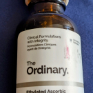 Swatch de MINI03 : Ethylated Ascorbic Acid 15% Solution, The Ordinary