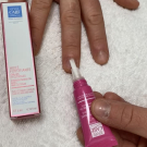 Swatch de Mygtesteuse : Huile Fortifiante Ongles et Cuticules, Eye Care Cosmetics