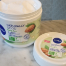 Swatch de pilpous : NIVEA NATURALLY GOOD, Nivea