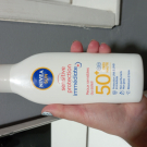 Swatch de Lilymi : Sensitive protection immédiate 50, Nivea