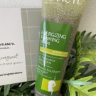 Swatch de NADO27 : GOMMAGE MOUSSANT ÉNERGISANT, Elancyl