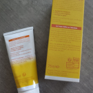 Swatch de zaz19 : Crème pour le Change au Calendula, Weleda