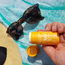 Swatch de Sof_Sof : Stick Solaire Minéral SPF50  Zéro Déchet, Marilou Bio