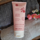 Swatch de Akira70 : LAIT CORPS HYDRATANT PROTECTEUR GRENADE, Dr renaud