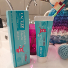 Swatch de Akira70 : Dentifrice goût framboise, Cattier paris