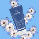 Swatch de Paillettes cosmiques : Masque exfoliant enzymatique, Guérande Cosmetics