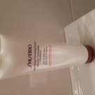 Swatch de chourisse : Mousse Nettoyante Clarifiante, Shiseido