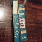 Swatch de Olivia1423 : Lash Paradise Mascara volumateur Noir - Mascara volume, L'Oréal Paris