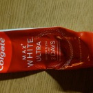 Swatch de attilatyron : Dentifrice Max White Ultra Nettoyage en Profondeur, Colgate