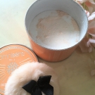 Swatch de aloe2 : Reflets de Soie Poudre Parfumée Irisée, Omnisens