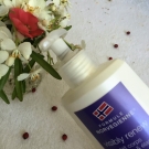 Swatch de aloe2 : Visibly Renew Lait Corps Hydratation et Elasticité, Neutrogena