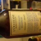 Swatch de Mimille15 : Huile De Bain Relaxante Aromachologie, L'Occitane