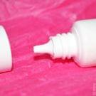 Swatch de Mademoiselle Polish : Cleanance Expert, Avène