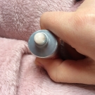 Swatch de Agatha122 : Crème mains Fraise, The Body Shop