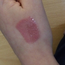 Swatch de Levana2004 : Rouge à lèvres - Luminelle, Yves Rocher