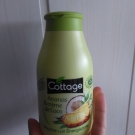 Swatch de Mariie PTK : Douche lait énergisante Ananas Crème de Coco, Cottage