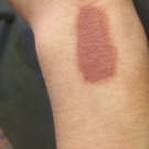 Swatch de Anais.beautyy : Liquid Suede Rouge à Lèvres Crème, NYX