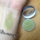 Swatch de Keiko : Ombre à Paupières Nacrée, BOHO GREEN