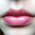 Swatch de Keiko : Rouge à Lèvres Nacré Transparent, BOHO GREEN