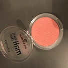 Swatch de CamilleCh29 : Matt Touch Blush, Essence