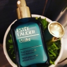 Swatch de Celine56100 : Idealist - Sérum Peau Neuve Affinant Lissant, Estée Lauder