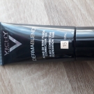 Swatch de Celine56100 : Dermablend Fond de teint correcteur, Vichy