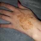 Swatch de Blondie de po : Gommage Végétal - Toutes peaux, Yves Rocher