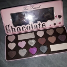 Swatch de Blondie de po : Chocolate Bon Bons, Too Faced