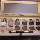 Swatch de Blondie de po : Palette Nude'tude, theBalm
