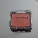 Swatch de Julie69n : Blush abricot, Max & More