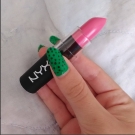 Swatch de Esparros : Matte Lipstick, NYX