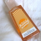 Swatch de NoemieJ : Gel mains nettoyant, Merci Handy