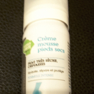 Swatch de Stephy22100 : Crème Mousse Pieds Secs Soludiab, Marque Verte