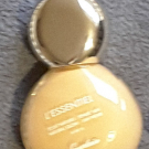 Swatch de Stephy22100 : L'Essentiel - Fond de teint éclat naturel tenue 16h - IP 20, Guerlain