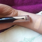 Swatch de Matimatoulde : Lock-it Concealer Crème - Anti-cernes crème, Kat Von D