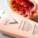 Swatch de brunette_et_coquette : Ideal Body Aqua Sorbet gel hydratant pour le corps, Vichy