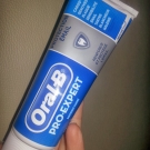 Swatch de jennyfer_pnz : Pro-Expert dentifrice protection professionelle menthe extra-fraîche 75 ml, Oral-B