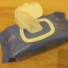 Swatch de jennyfer_pnz : Lingettes Nettoyantes Extra-Douces Première Eau, Uriage