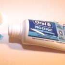 Swatch de jennyfer_pnz : Pro-Expert dentifrice protection professionelle menthe extra-fraîche 75 ml, Oral-B