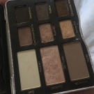 Swatch de solenecha : Natural Eyes Collection - Palette de fards à paupières, Too Faced