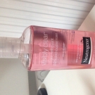 Swatch de Hono1604 : Gel Nettoyant Pamplemousse Rose Visibly Clear, Neutrogena