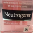 Swatch de Hono1604 : Gel Nettoyant Pamplemousse Rose Visibly Clear, Neutrogena
