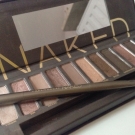Swatch de Hono1604 : Naked Palette, Urban Decay