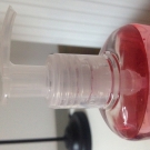 Swatch de Hono1604 : Gel Nettoyant Pamplemousse Rose Visibly Clear, Neutrogena