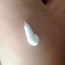 Swatch de Hono1604 : Lait Réparateur Karité, Yves Rocher