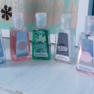 Swatch de Djanila : Gel mains nettoyant, Merci Handy