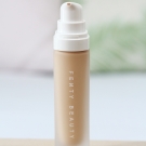 Swatch de Au29 : Pro Filt'r Soft Matte Longwear Foundation - Fond de Teint Longue Tenue, Fenty Beauty by Rihanna