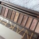 Swatch de Beautyaddict1606 : Naked Palette, Urban Decay